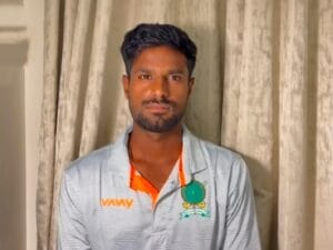 भारतीय क्रिकेटर आकाश चौधरी का पोर्ट्रेट, मेघालय के उभरते ऑलराउंडर जिन्होंने 11 गेंदों में अर्धशतक बनाकर रिकॉर्ड बनाया – Aakash Choudhary Biography